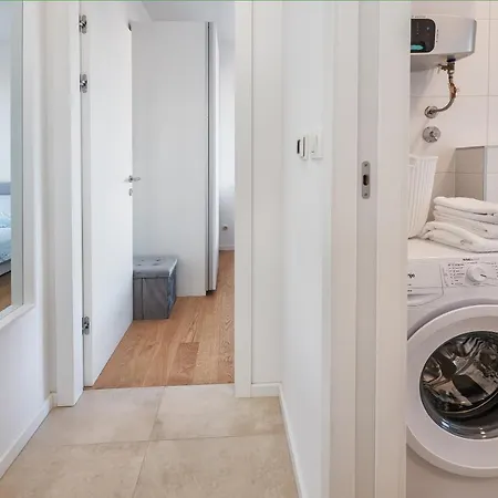 Apartment Sea View With Garden Joshua Split